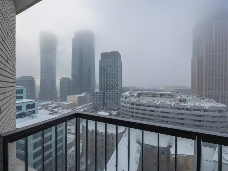 Stylowy Apartament | Balkon, Klimatyzacja, Miejsce do Pracy – zdjęcie 4