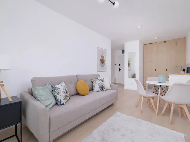 Stylish Apartment | Balcony | Close to the Old Town – photo 2