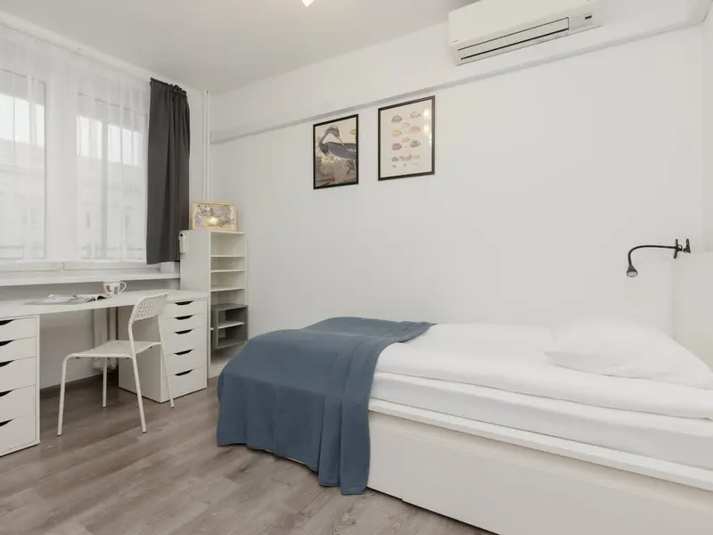 Spacious Apartment with Balcony | Strict Center – photo 4