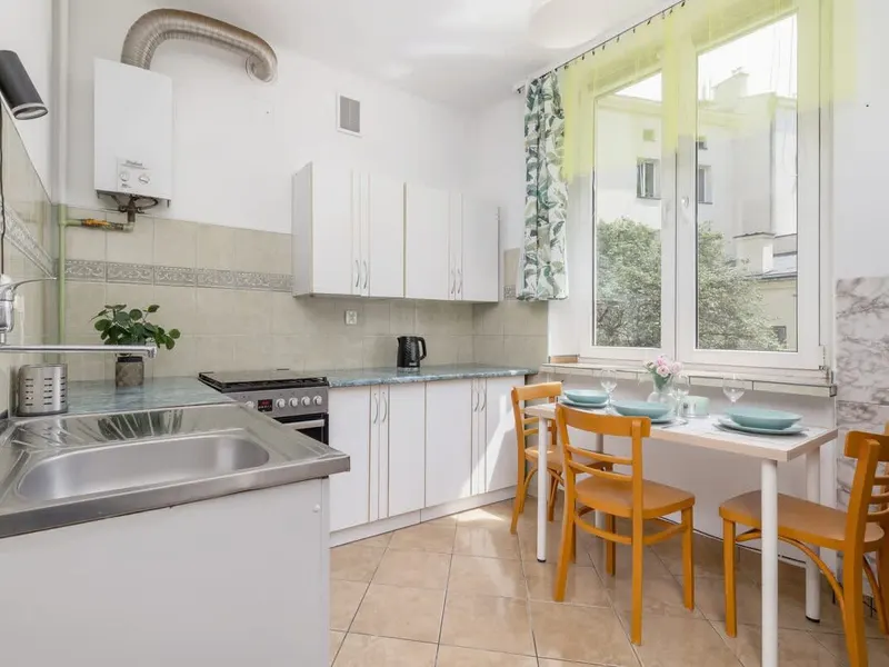 Geschmackvolle Wohnung im Zentrum | 2 Schlafzimmer | Arbeitsraum – Foto 4