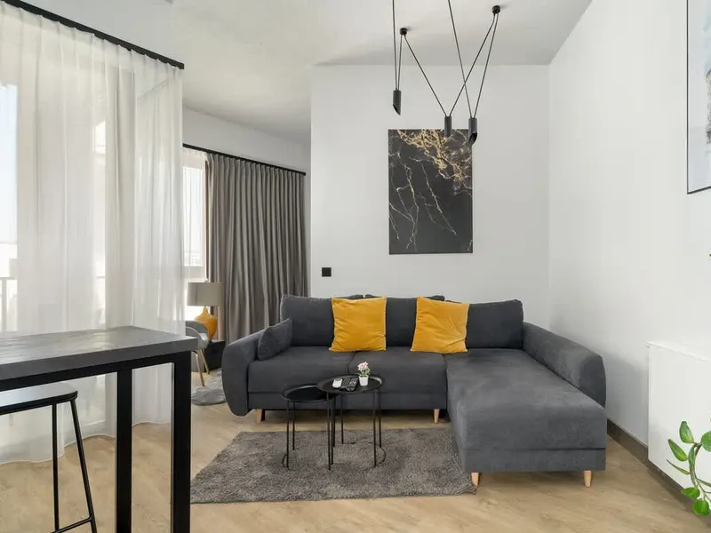 Stilvolles Studio im Zentrum | Klimatisierung, Balkon – Foto 1