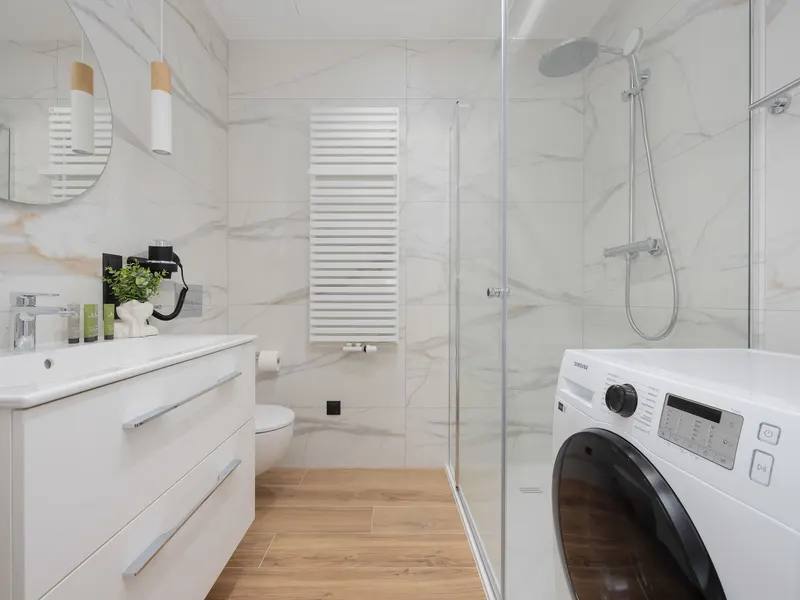 Elegantes Apartment mit Aussicht | Parkplatz, Klimaanlage, Wola – Foto 5