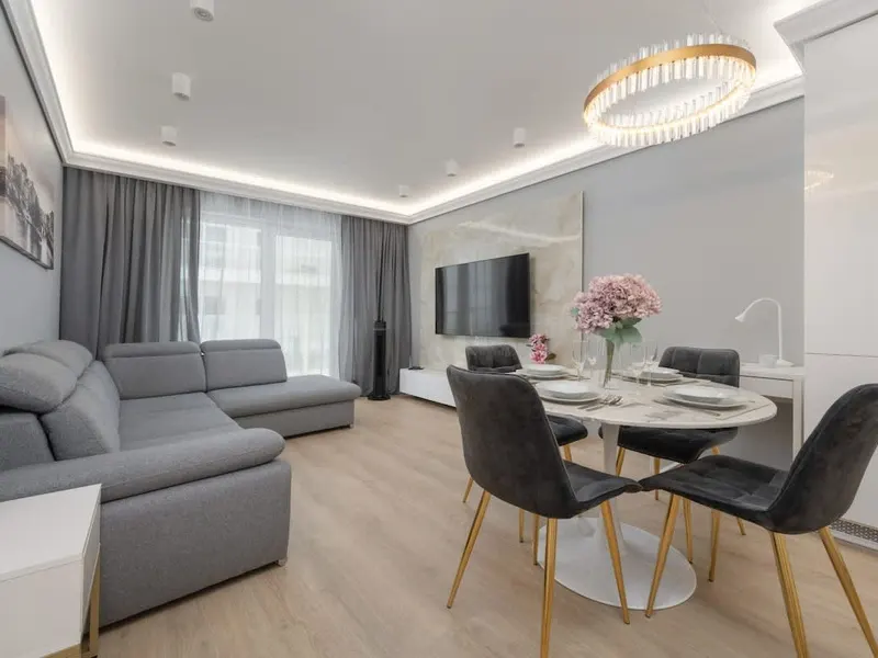 Elegancki Apartament blisko Rynku | Balkon, WiFi – zdjęcie 1