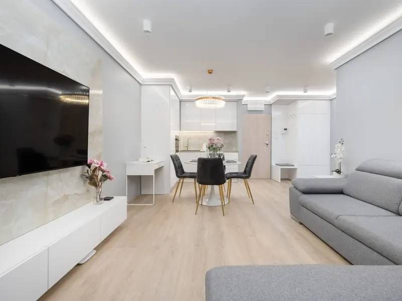 Elegancki Apartament blisko Rynku | Balkon, WiFi – zdjęcie 4