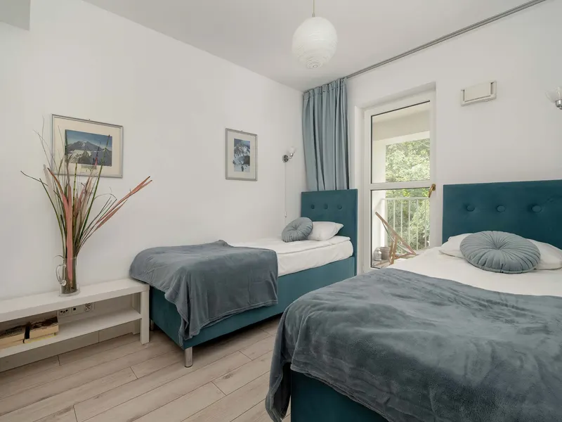 Elegancki Apartament z Balkonem | Parking | Cicha Okolica – zdjęcie 2
