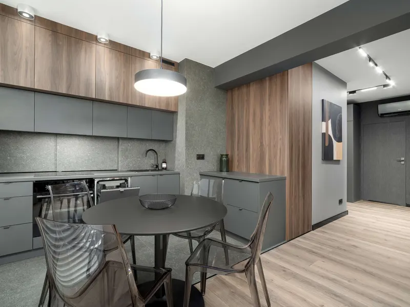 Przestronny Apartament z Balkonem | Parking, Widok na Jezioro – zdjęcie 4