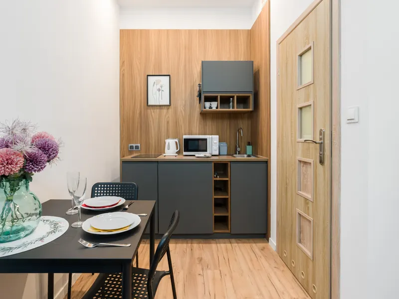 Gemütliche Wohnung im Zentrum von Poznań | Balkon – Foto 4