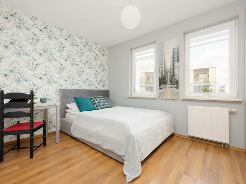 Klimatyzowany Apartament | Balkon i Miejsce do Pracy – zdjęcie 2