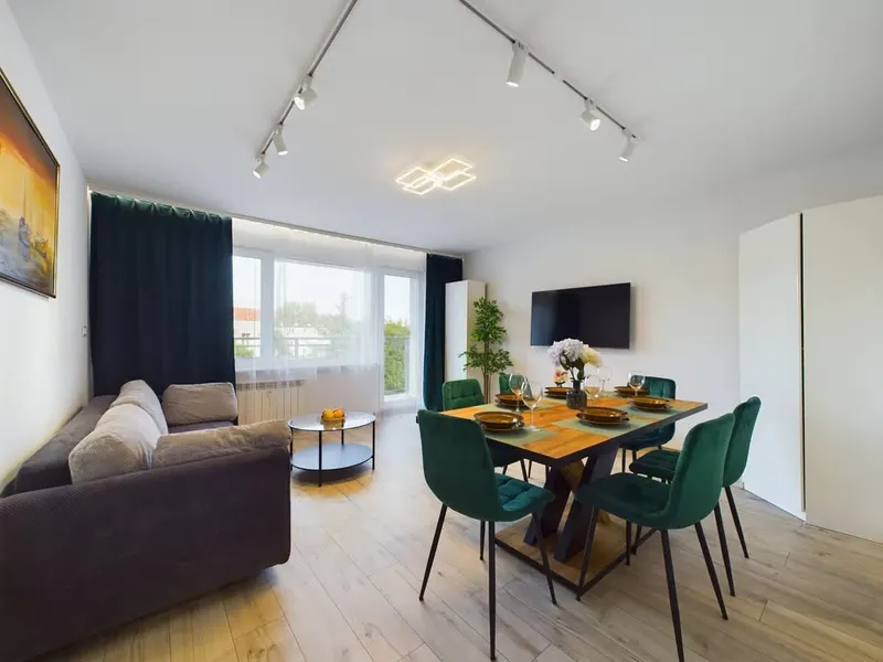 Stilvolle Wohnung | 3 Schlafzimmer, Parkplatz, Balkon – Foto 1