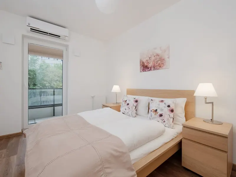 Komfortowy Apartament | Parking, Balkon, Miejsce do Pracy – zdjęcie 2