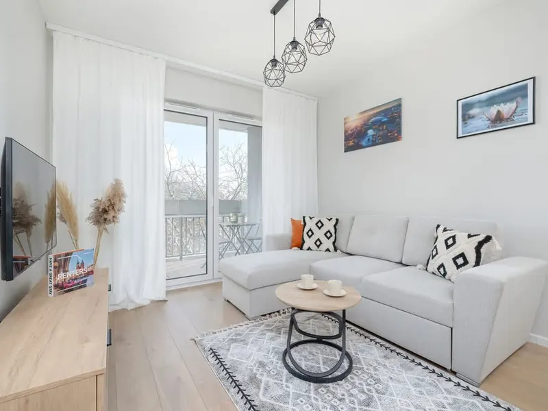Jasny Apartament z Balkonem | 6 min do Tauron Areny – zdjęcie 1