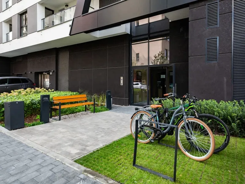 Air-conditioned Studio in Wola | Private Balcony | Garage – photo 4