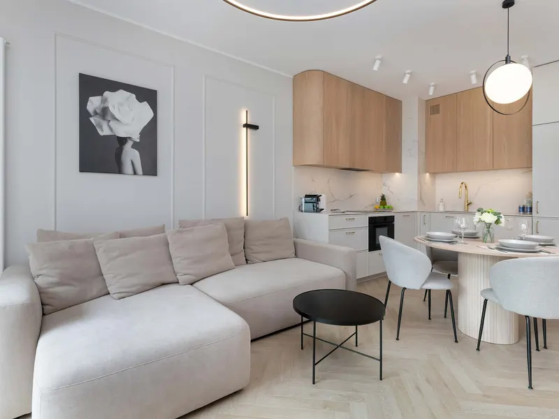 Przestrzenny Apartament | 2 Balkony, Siłownia i Parking – zdjęcie 1