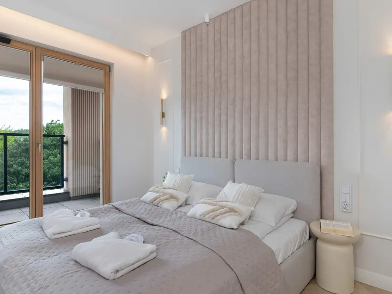 Przestrzenny Apartament | 2 Balkony, Siłownia i Parking – zdjęcie 2