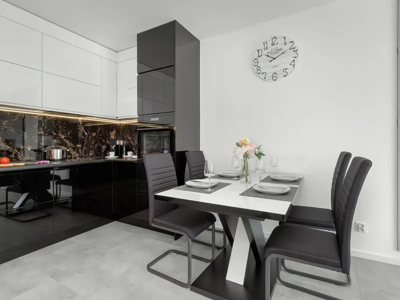 Modern Apartment | 2 Bedrooms, Parking, Close to the Beach – photo 3