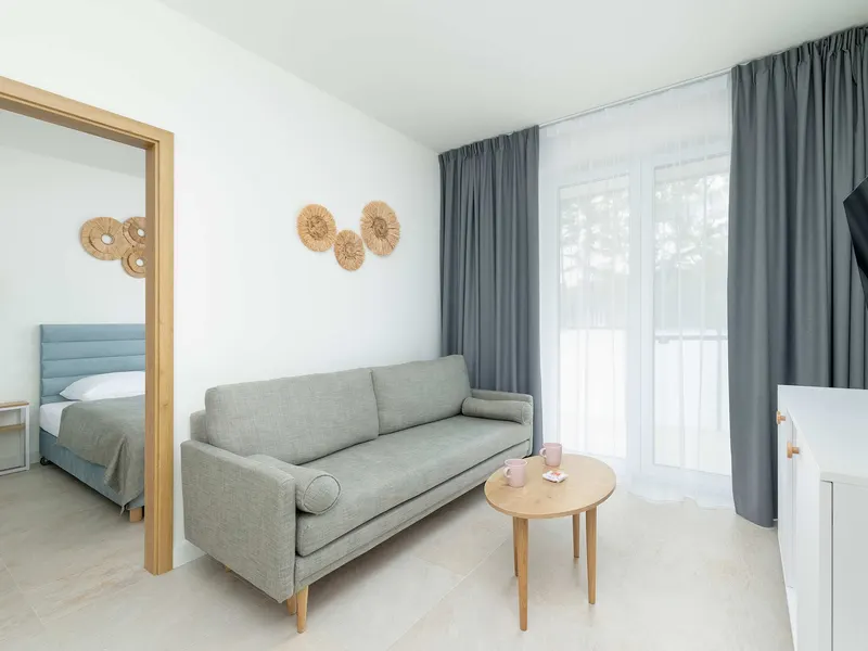 Przytulny Apartament blisko plaży | Parking w garażu – zdjęcie 2