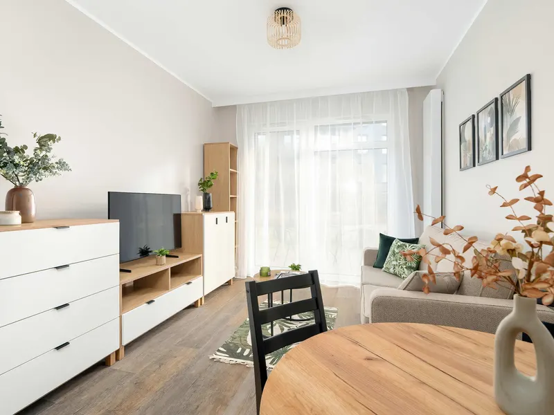 Sunny Apartment | Terrace | Parking | Close to Airport – photo 5
