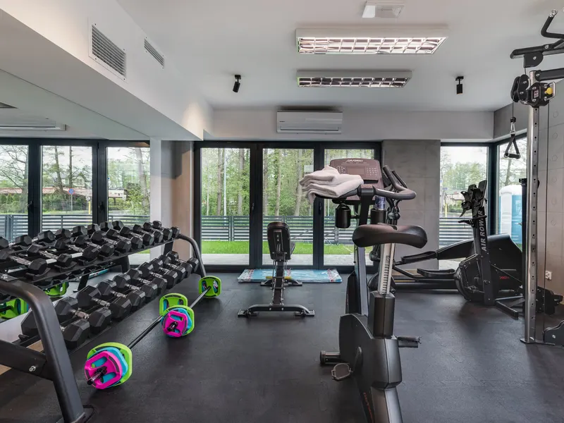 Komfortowy Apartament | Jacuzzi, Sauna i Siłownia w Budynku – zdjęcie 5