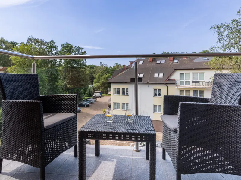Seaside Apartment with Balcony | Sauna, Gym, Parking – photo 3
