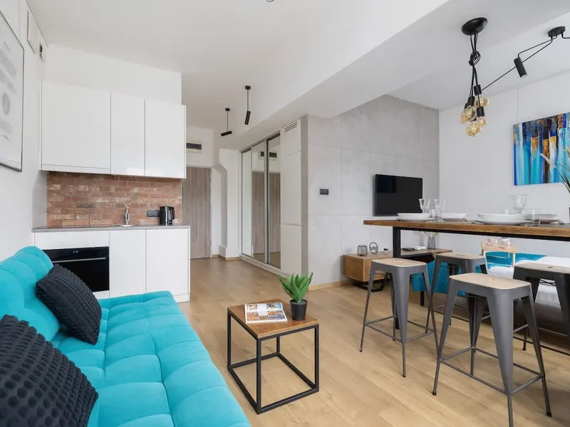 Stilvolles Studio mit Klimaanlage | Balkon | Nähe zum Zentrum – Foto 4
