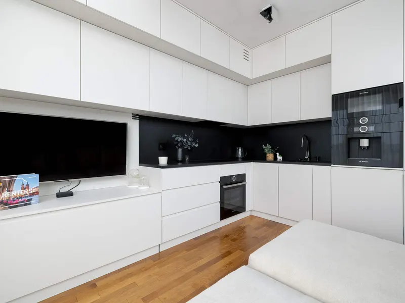 Stylish Apartment | Parking, Balcony, Center – photo 3