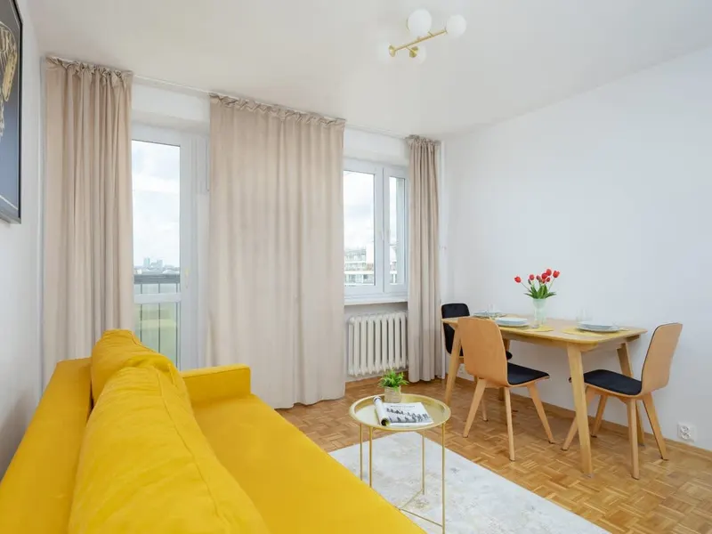 Practical Apartment with a View | Close to the Center and Parks – photo 4