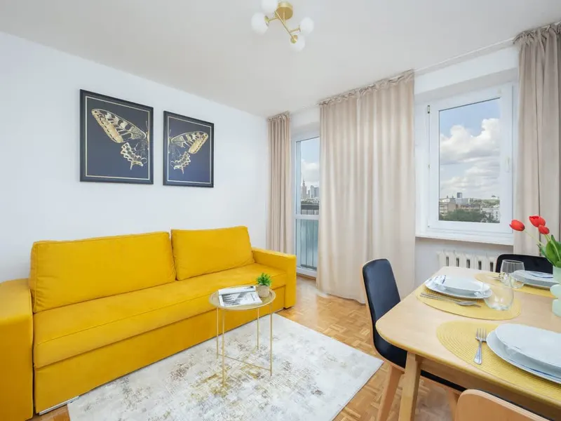 Practical Apartment with a View | Close to the Center and Parks – photo 1