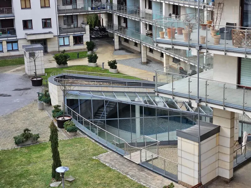 Przestronny Apartament | Balkon, Parking, Basen – zdjęcie 4