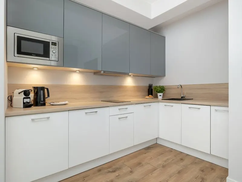 Komfortable Wohnung mit Balkon | Spa, Parkplatz – Foto 3