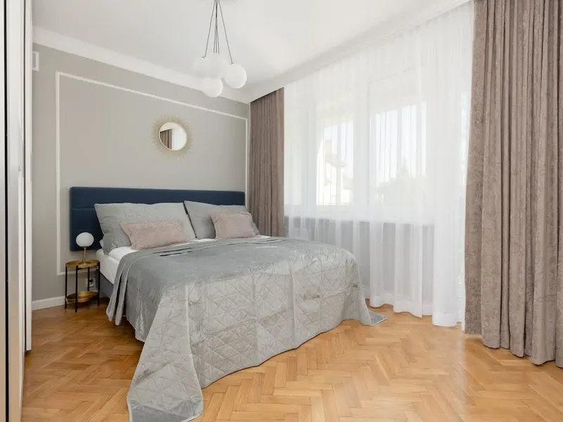 Stylowy Apartament z Balkonem | Parking, Blisko Stadionu – zdjęcie 2