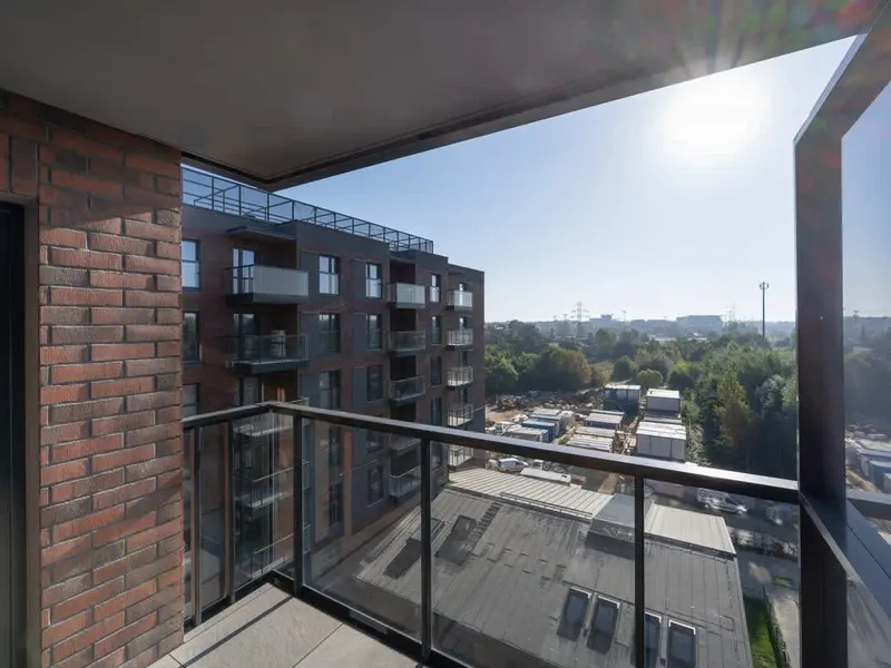 Nowoczesny Apartament we Wrocławiu | Parking i Balkon – zdjęcie 4