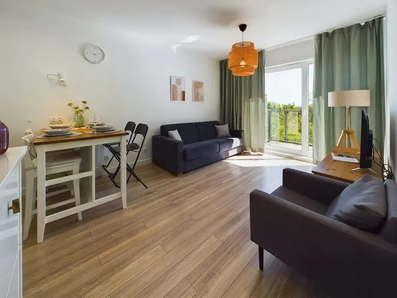 Modernes Apartment für 4 Personen | Parkplatz in Garage und Balkon – Foto 2