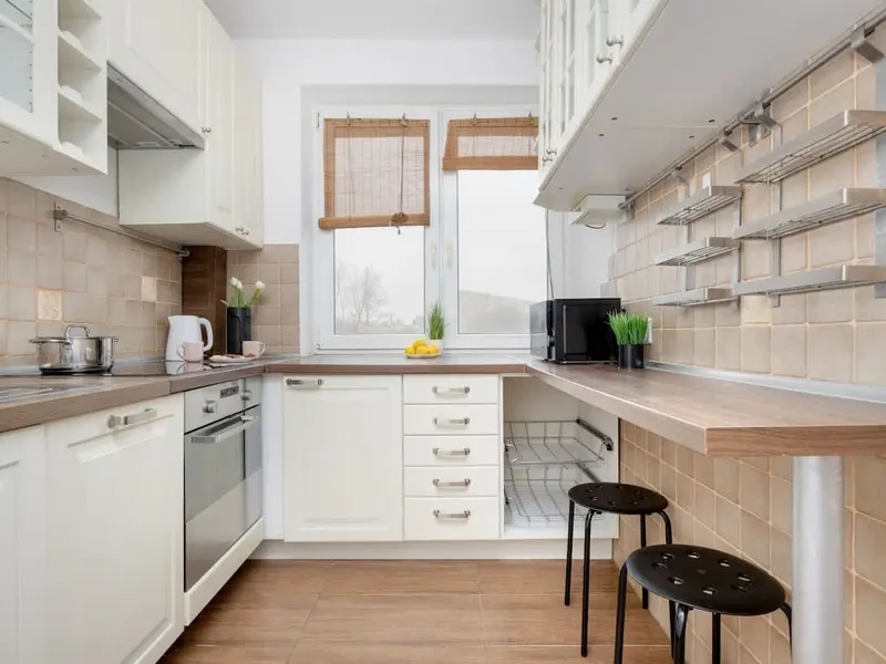 Practical Apartment | Three Bedrooms | Workspace – photo 3