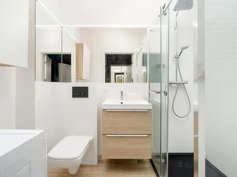 Elegante Wohnung mit Balkon | Parkplatz in Garage – Foto 5