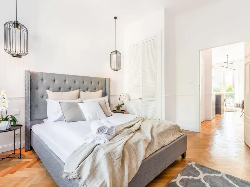 Stylish Apartment in the Center | Balcony with a View of the Palace of Culture and Science – photo 3