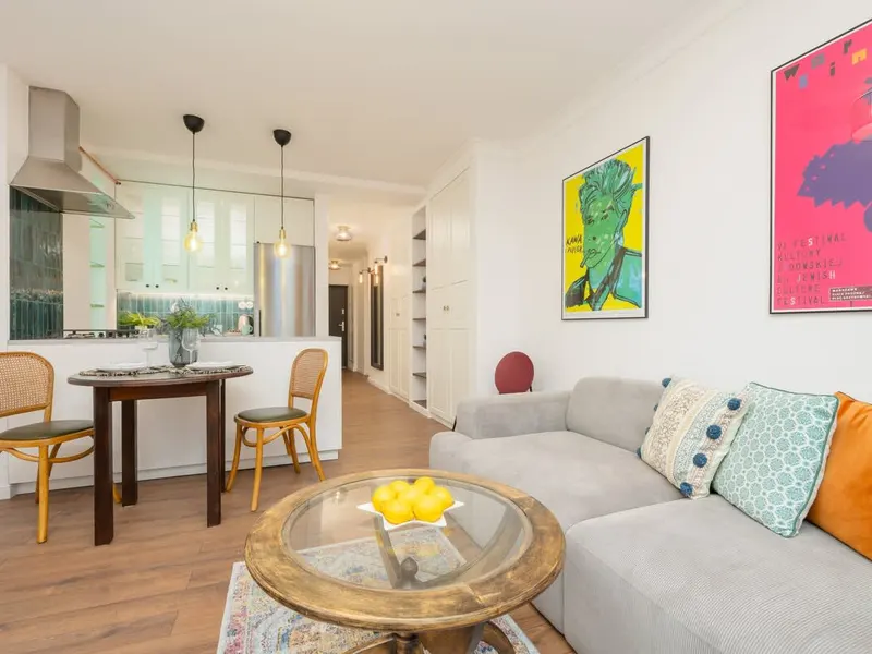 Stylish Apartment in the Center | Balcony with a View of the Palace of Culture and Science – photo 1