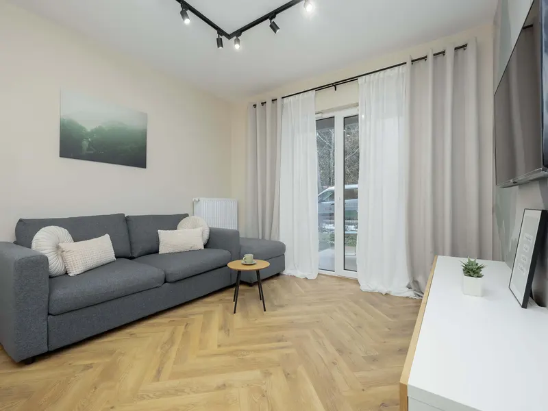 Pastel Apartment with Garden | Parking, Work Space – photo 5