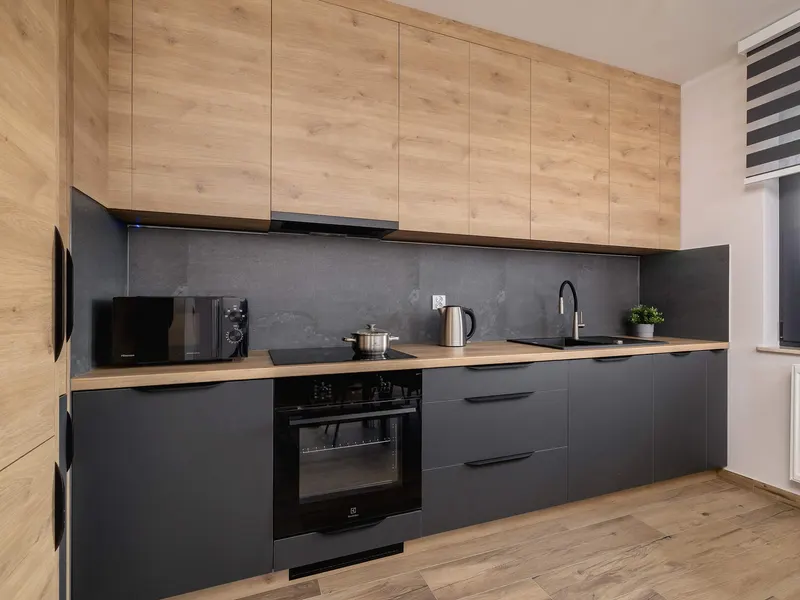 Komfortable Wohnung mit Balkon | 2 Schlafzimmer | Parkplatz – Foto 5