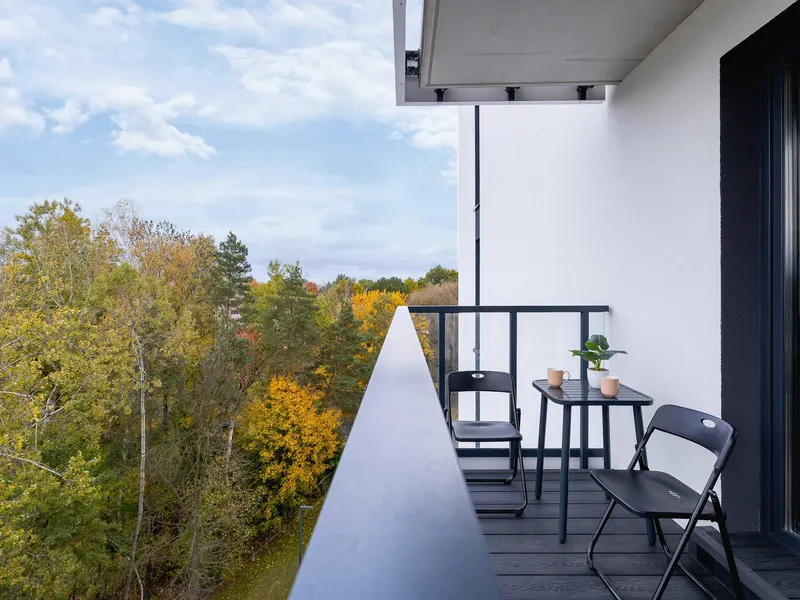 Stilvolle Wohnung | Balkon und Arbeitsraum – Foto 3