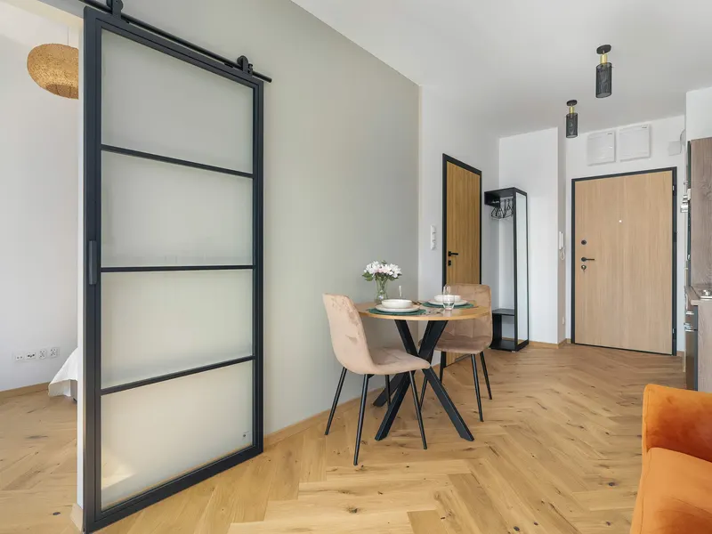 Elegancki Apartament z Balkonem | Parking w Garażu – zdjęcie 5