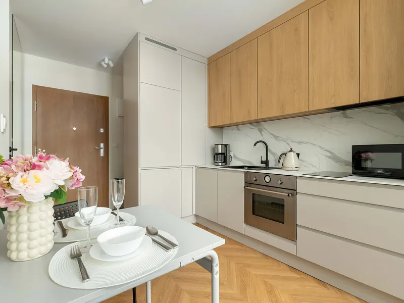 Komfortables Studio | Balkon und Privatparkplatz – Foto 3