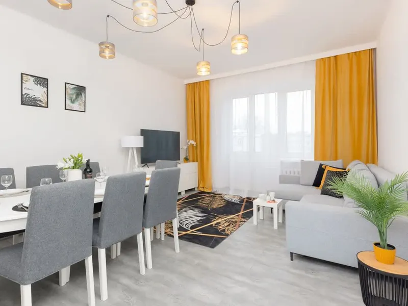 Spacious Apartment with a Balcony | Close to the Park | 2 Bedrooms – photo 4