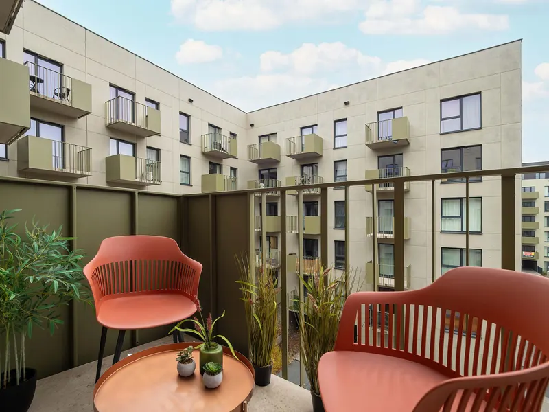 Bright Studio with Balcony | Ideal for Remote Work – photo 5