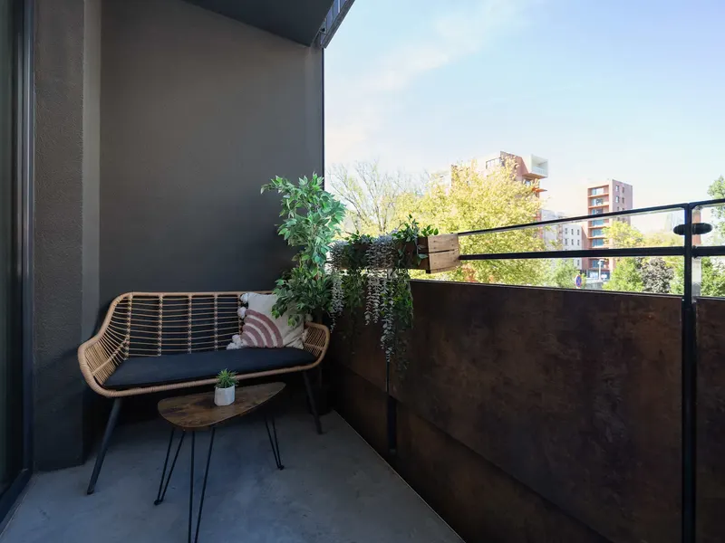 Spacious Apartment | 2 Bedrooms, Parking, Balcony – photo 5