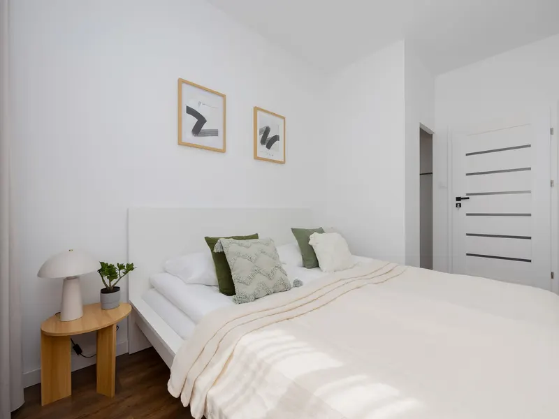Spacious Apartment | 2 Bedrooms, Parking, Balcony – photo 3