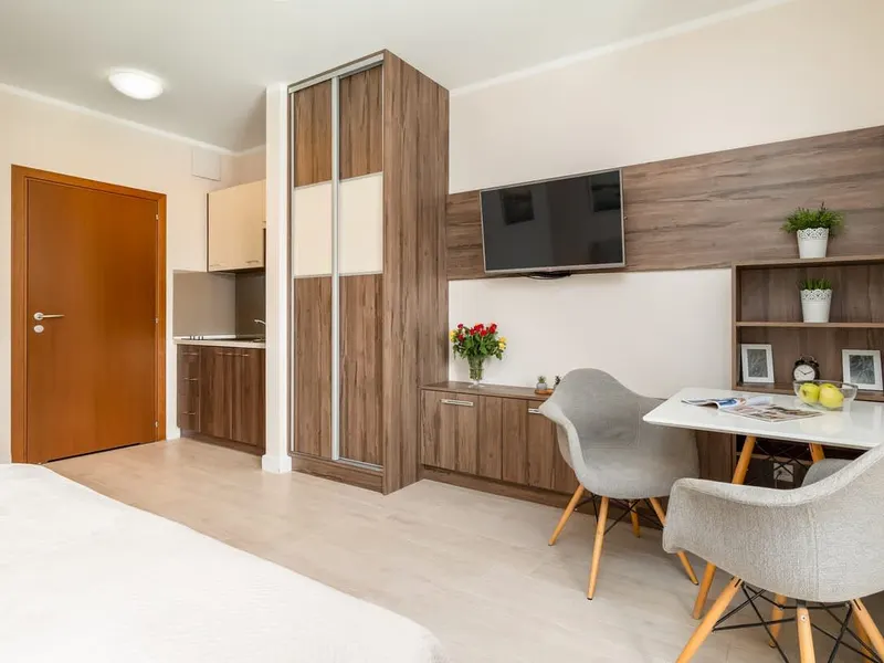 Modernes Studio in Strandnähe | Balkon | Parkplatz – Foto 3
