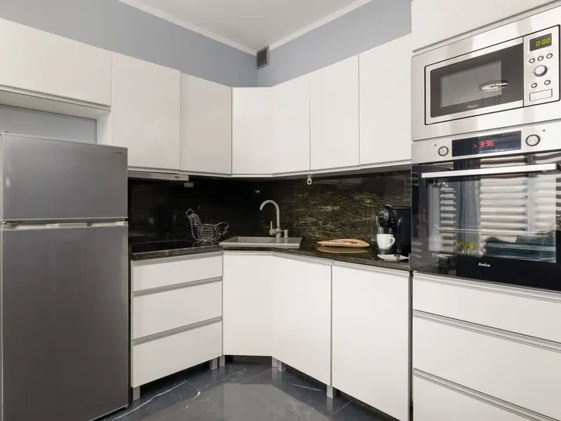 Komfortable Wohnung mit Balkon | Arbeitsplatz – Foto 5