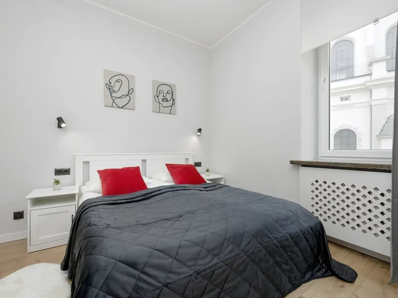 Elegancki Apartament w Centrum | Miejsce do Pracy Zdalnej – zdjęcie 3