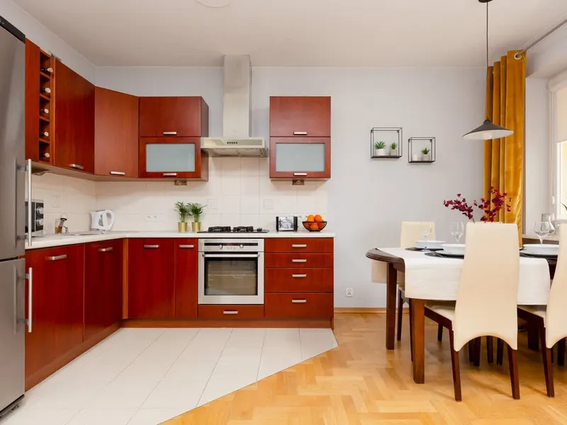 Przestronny Apartament | Parking, Balkon i Miejsce do Pracy – zdjęcie 4
