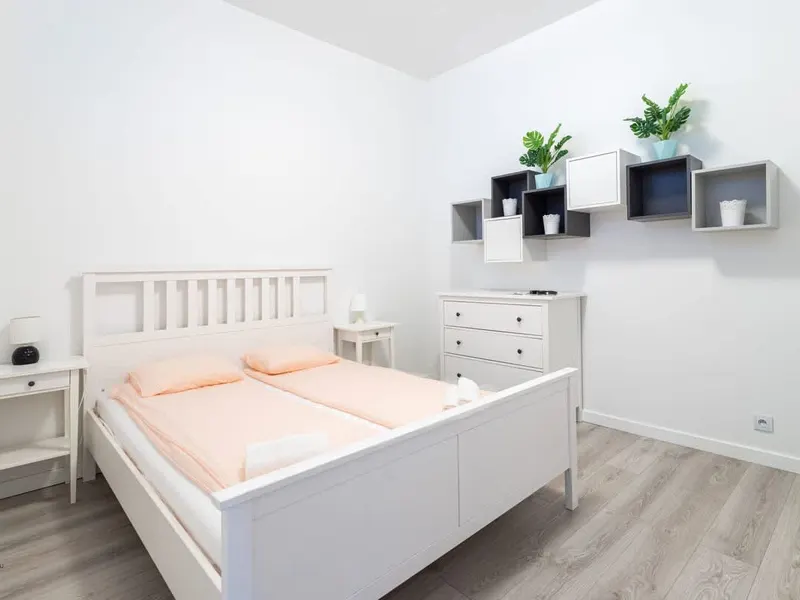 Bunte Wohnung | 2 Schlafzimmer, Balkon, in der Nähe des Piers – Foto 2